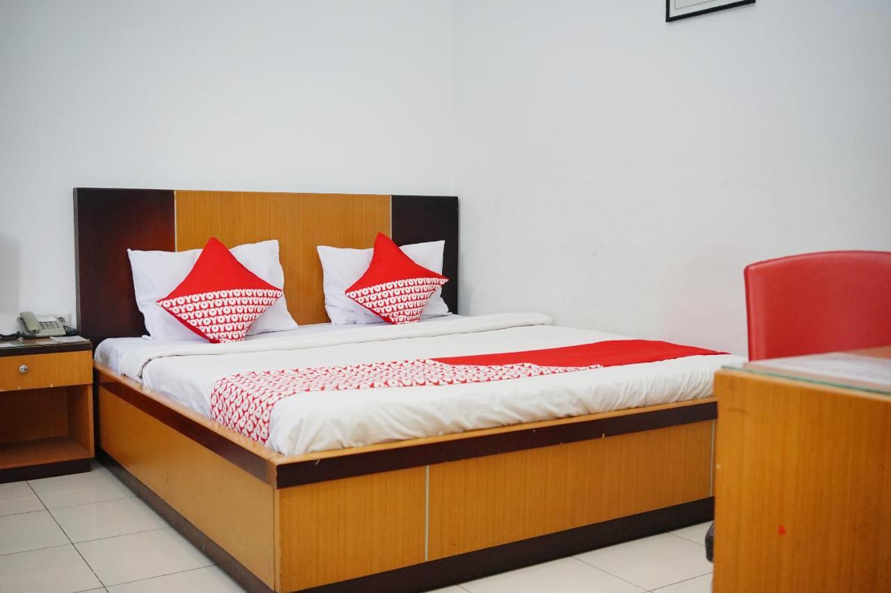 Oyo 2291 Hotel Bahagia มากาซาร์ ภายนอก รูปภาพ