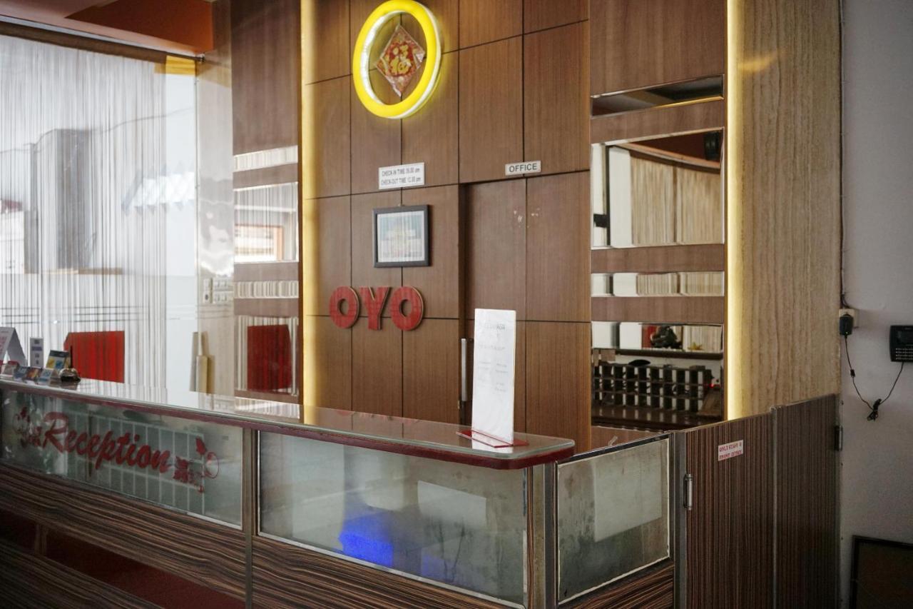 Oyo 2291 Hotel Bahagia มากาซาร์ ภายนอก รูปภาพ