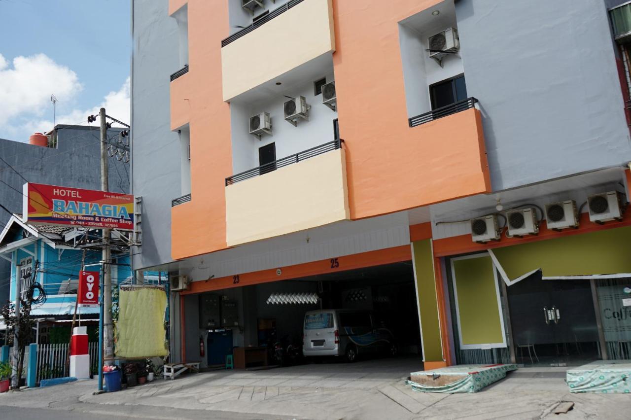 Oyo 2291 Hotel Bahagia มากาซาร์ ภายนอก รูปภาพ