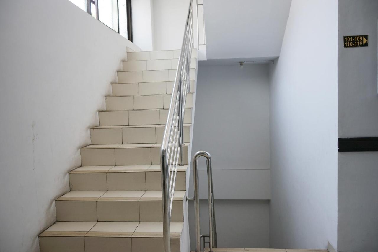 Oyo 2291 Hotel Bahagia มากาซาร์ ภายนอก รูปภาพ