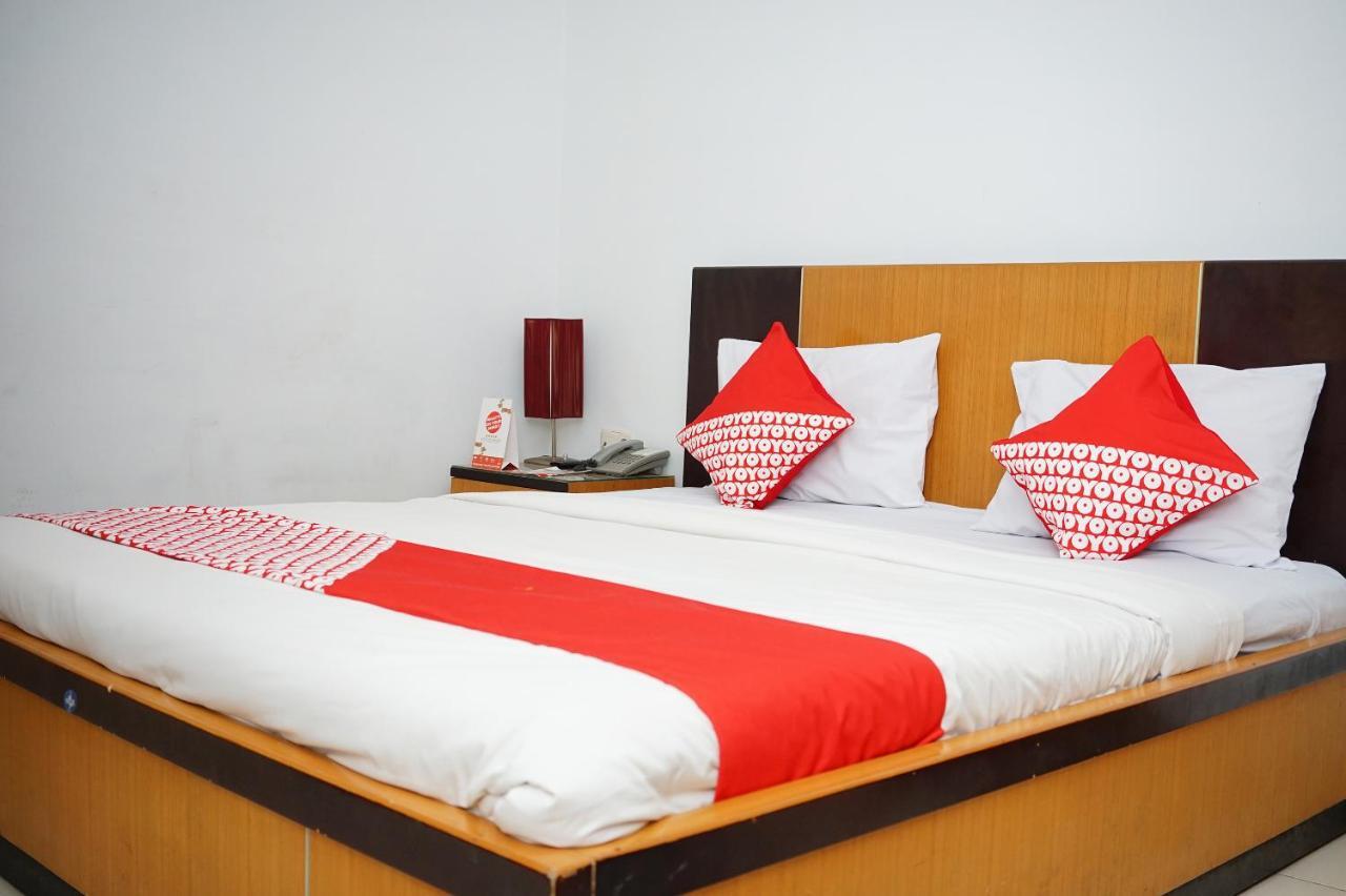 Oyo 2291 Hotel Bahagia มากาซาร์ ภายนอก รูปภาพ