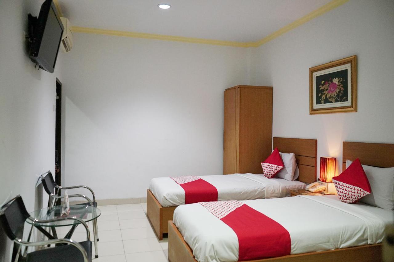 Oyo 2291 Hotel Bahagia มากาซาร์ ภายนอก รูปภาพ