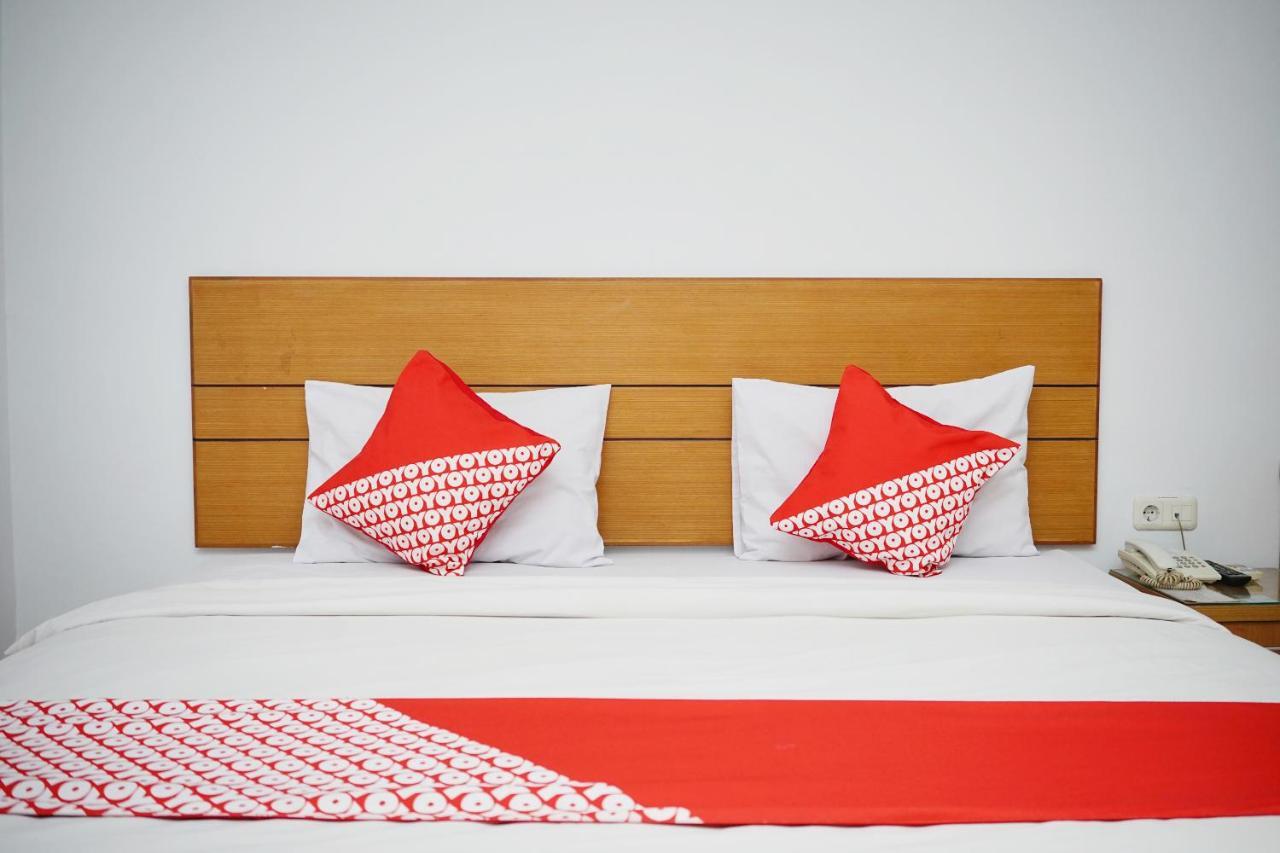 Oyo 2291 Hotel Bahagia มากาซาร์ ภายนอก รูปภาพ